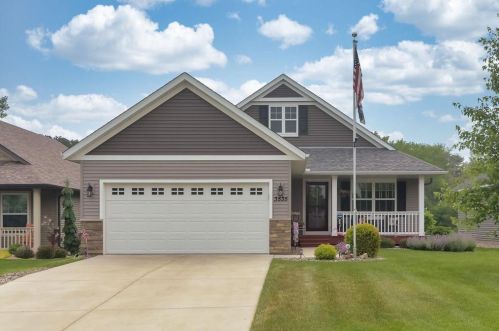 3535 Pointe Dr, Hastings, MN 55033