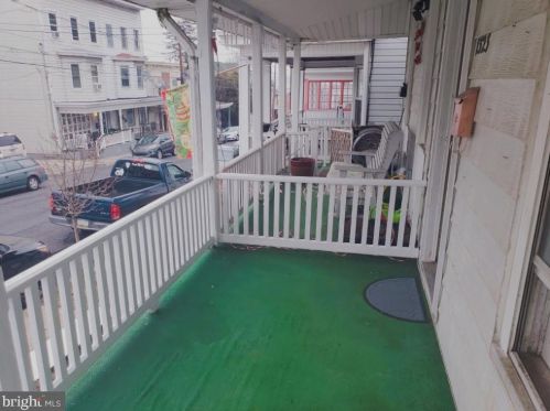 1323 Norwegian St, Primrose PA 17901-3818 exterior