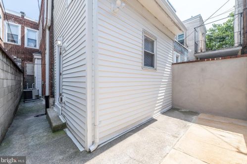 2020 16 St, Philadelphia PA  19121-2336 exterior