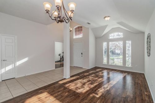 10133 Red Bluff Ln, Fort Worth TX  76177-7351 exterior