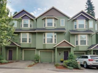 7844 Dune Grass Ln, Portland, OR 97224-8224