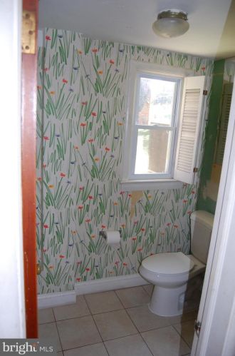 1100 Tanley Rd, Silver Spring MD 20904-2841 exterior