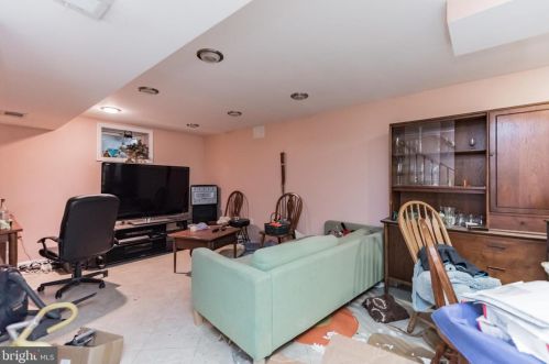 12308 Atherton Dr, Silver Spring MD 20906-4324 exterior