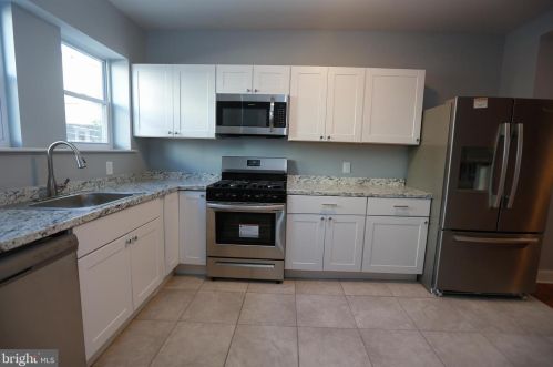 5853 Addison St, Philadelphia PA  19143-1203 exterior