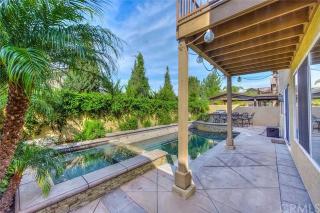 985 Canyon Heights Dr, Anaheim, CA 92808-1683