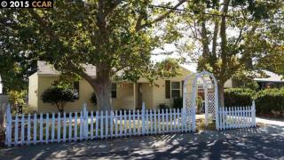 2036 Parkside Dr, Concord CA  94519-2641 exterior