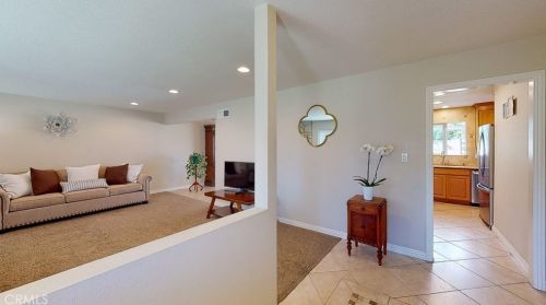 945 Ambridge St, Anaheim, CA 92806-4723