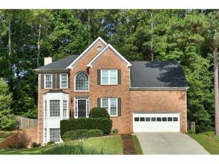 400 Wildwood Lake Ct, Suwanee, GA 30024-3232