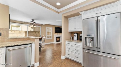 608 Allegro Ct, Simi Valley, CA 93065-7069