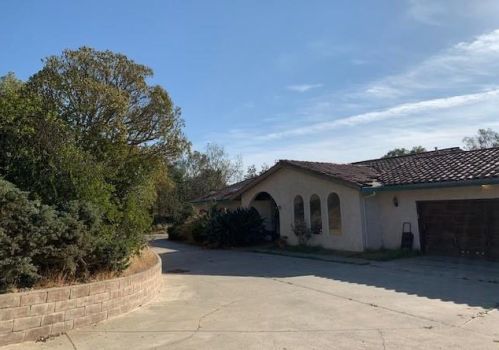 2403 Bridle Path Dr, Gilroy, CA 95020-9159