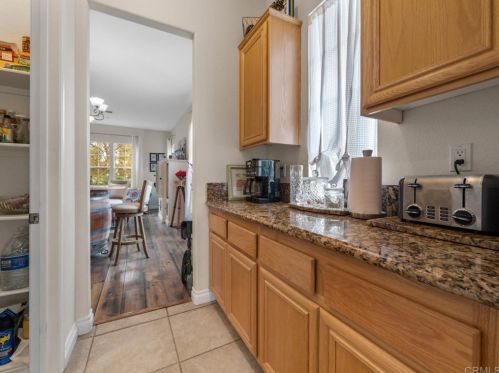 5932 Speyside Rd, Riverside CA  92507-8475 exterior