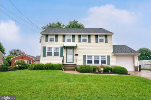 40 Englewood Blvd, Trenton, NJ 08610-1033