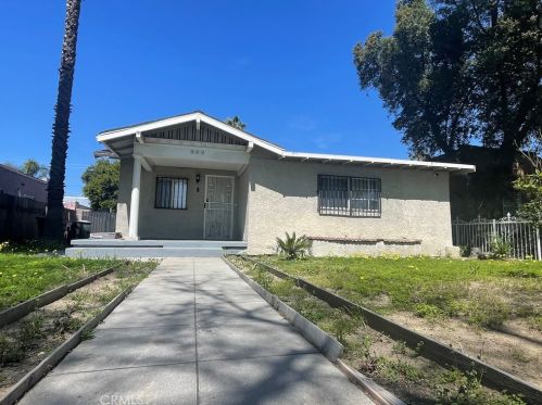 388 23rd St, San Bernardino, CA 92405-3718