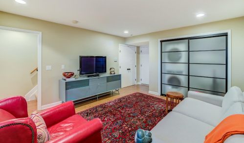 2114 Alpine Pl, Cincinnati OH  45206-2603 exterior