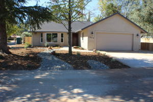 3884 Mercury Dr, Redding, CA 96002-3307