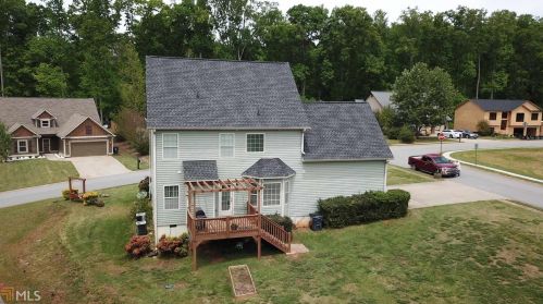 601 Savannah Dr, Villa Rica, GA 30180-7042