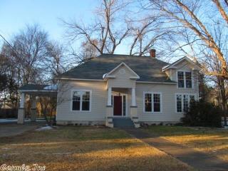 319 Cedar St, Warren, AR 71671-2913