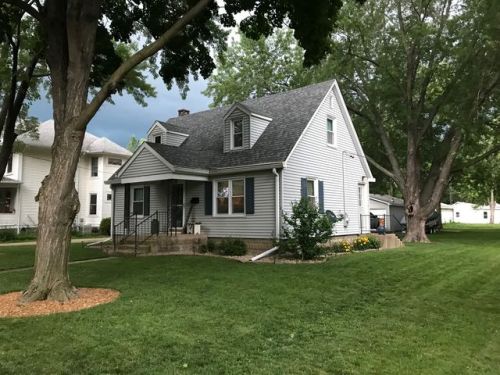 1106 Edward St, Saratoga Center, IL 61537-1121