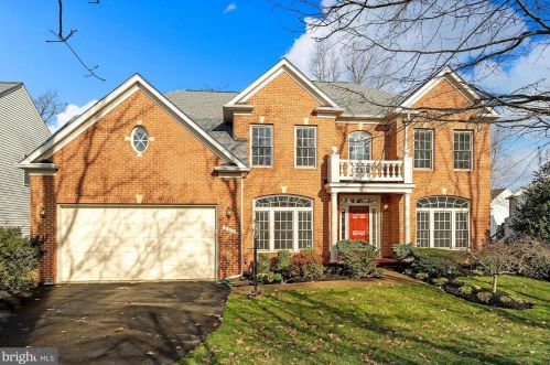 8550 Center Rd, Springfield, VA 22152-1520