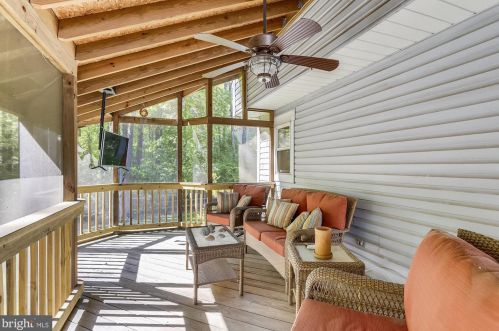 611 Bryants Nursery Rd, Silver Spring MD 20905-3839 exterior