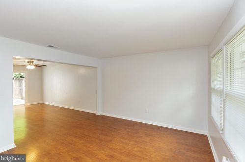 5467 High Tide Ct, Columbia MD  21044-1917 exterior