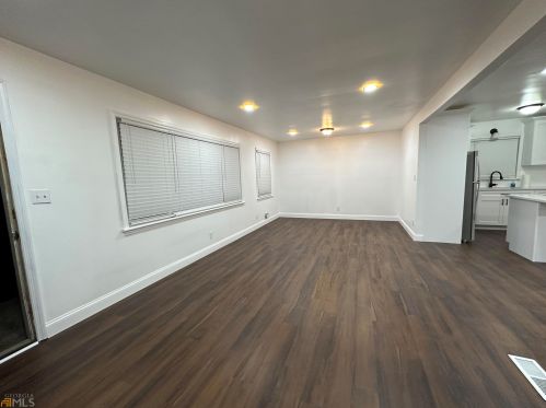 1012 Fleetwood Cir, Atlanta GA  30311-2531 exterior