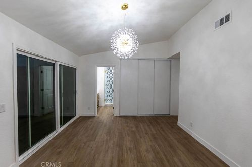 350 Aspen Ave, Rialto CA  92376-5443 exterior