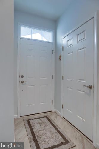 133 Lehman Dr, Carlisle PA  17013-8564 exterior