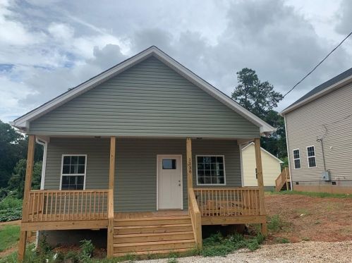 1336 Harrison Dr, Gainesville, GA 30507-5022