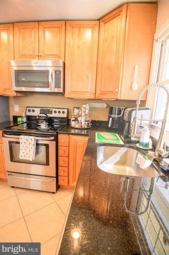 1009 Rosemere Ave, Silver Spring MD 20904-3007 exterior