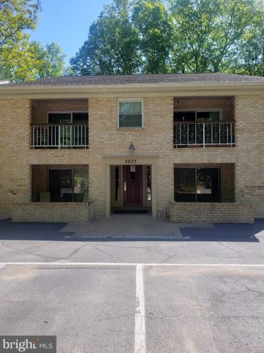 5833 Cove Landing Rd, Springfield, VA 22015-2620