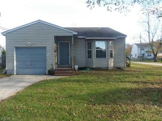 9444 Hickory St, Norfolk, VA 23503-3361