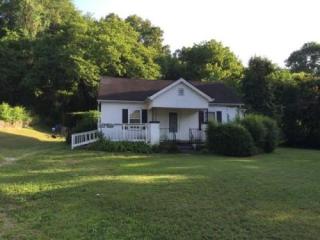 2932 Addison Rd, Chattanooga, TN 37406-1520
