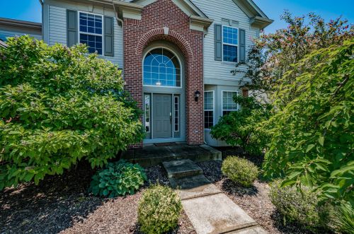 24903 Prairie Grove Dr, Plainfield, IL 60585-5757