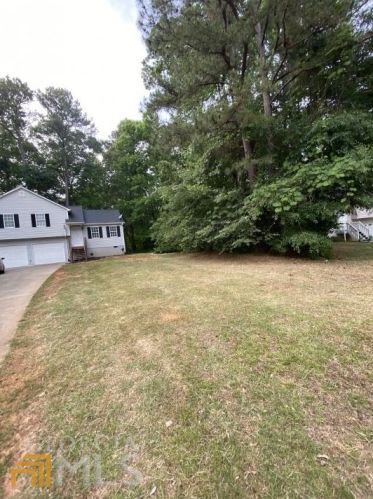 124 Country Cottage Cir, Carrollton, GA 30116-5427