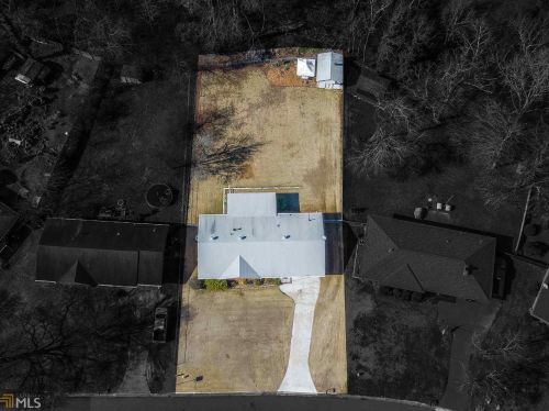 3032 Bobolink Dr, Rex GA exterior