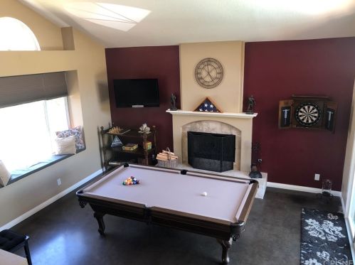 6043 Mescallero Pl, Simi Valley CA 93063-5702 exterior