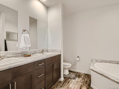 111 Juniper Cir, Fort Morgan CO 80705-4860 exterior