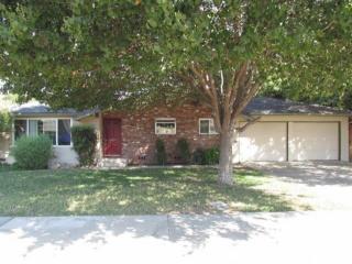 202 Cypress Ave, Navelencia, CA 93654-2111