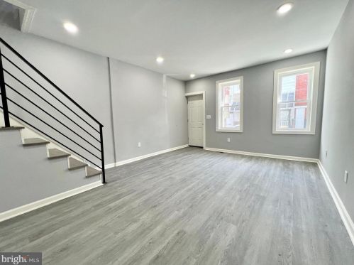 1322 Alder St, Philadelphia, PA 19147-5621