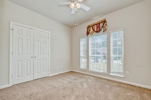 989 Arbor Way, Conroe TX  77303-1784 exterior