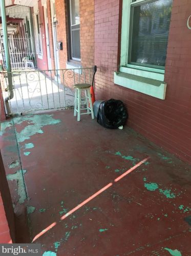 2721 23rd St, Philadelphia, PA 19132-3219