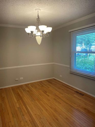 932 Creekside Cir, Naperville, IL 60563-2418