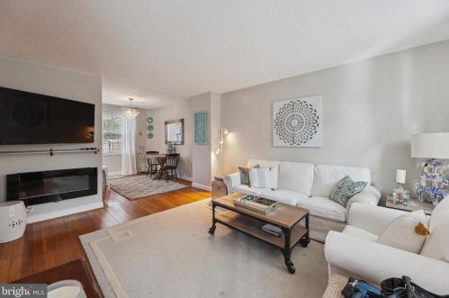 4645 30th Rd, Arlington VA  22206-1611 exterior