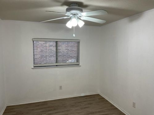 9960 Sparrow Hawk Ln, Fort Worth TX  76108-4329 exterior