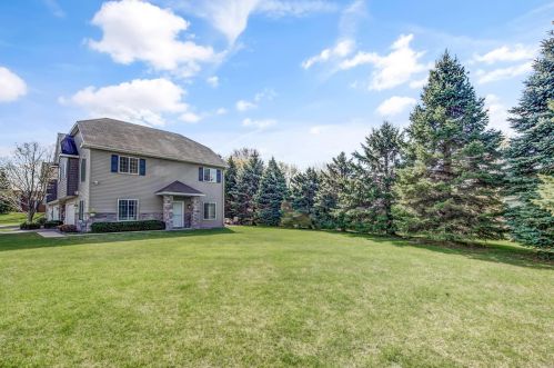 3307 Jansen Way, Saint Paul MN  55127-5125 exterior