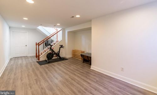 1143 20 St, Philadelphia PA 19146-2946 exterior