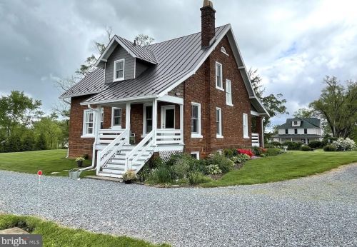 2955 Rectortown Rd, Marshall, VA 20115-3555