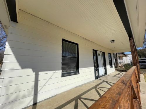 4301 Panola Ave, Fort Worth TX 76103-3039 exterior