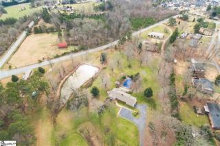 103 Pineview Dr, Easley, SC 29642-2233